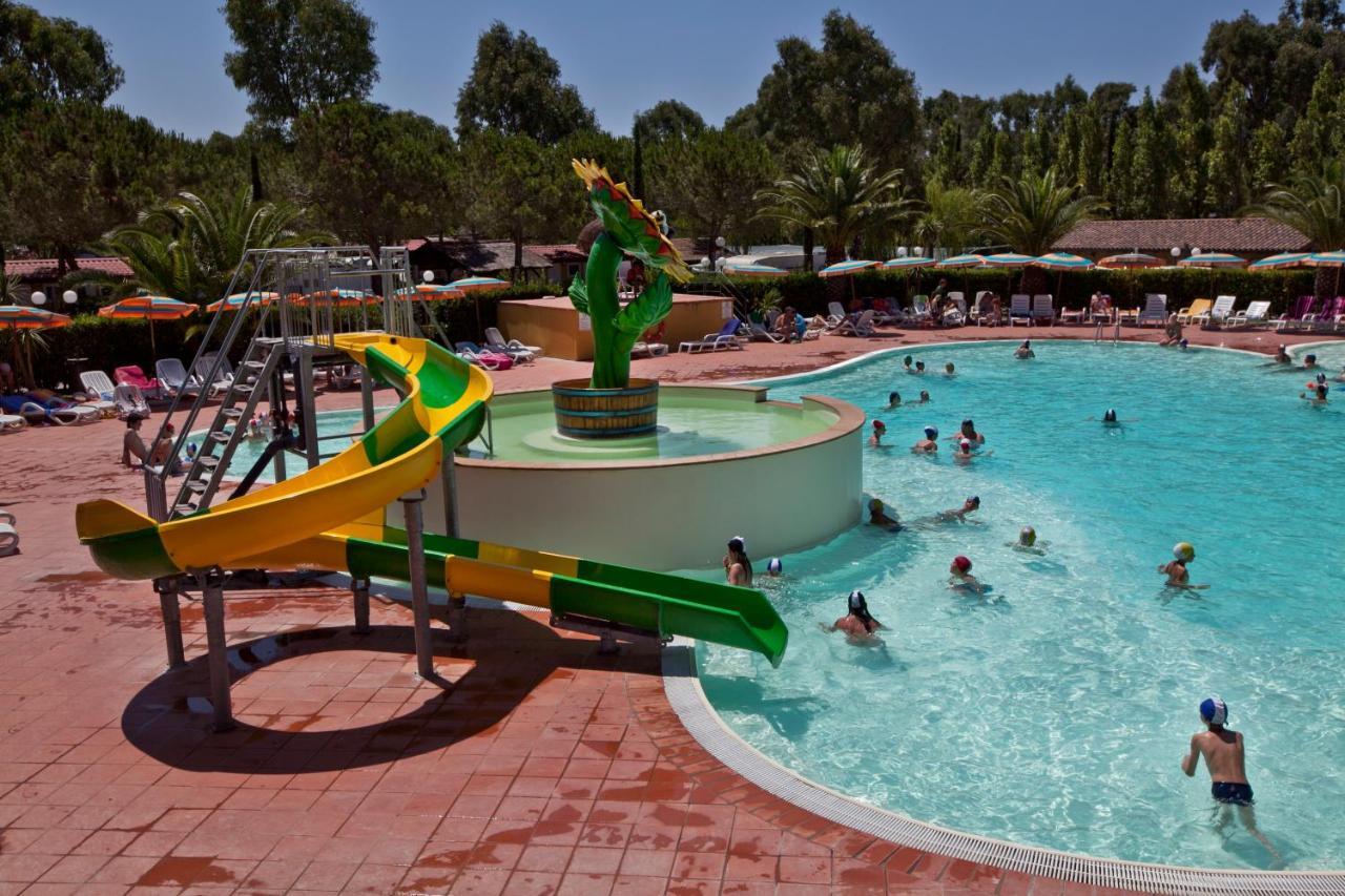 Happy Camp Mobile Homes In Camping Village Free Time Marina Di Bibbona Luaran gambar